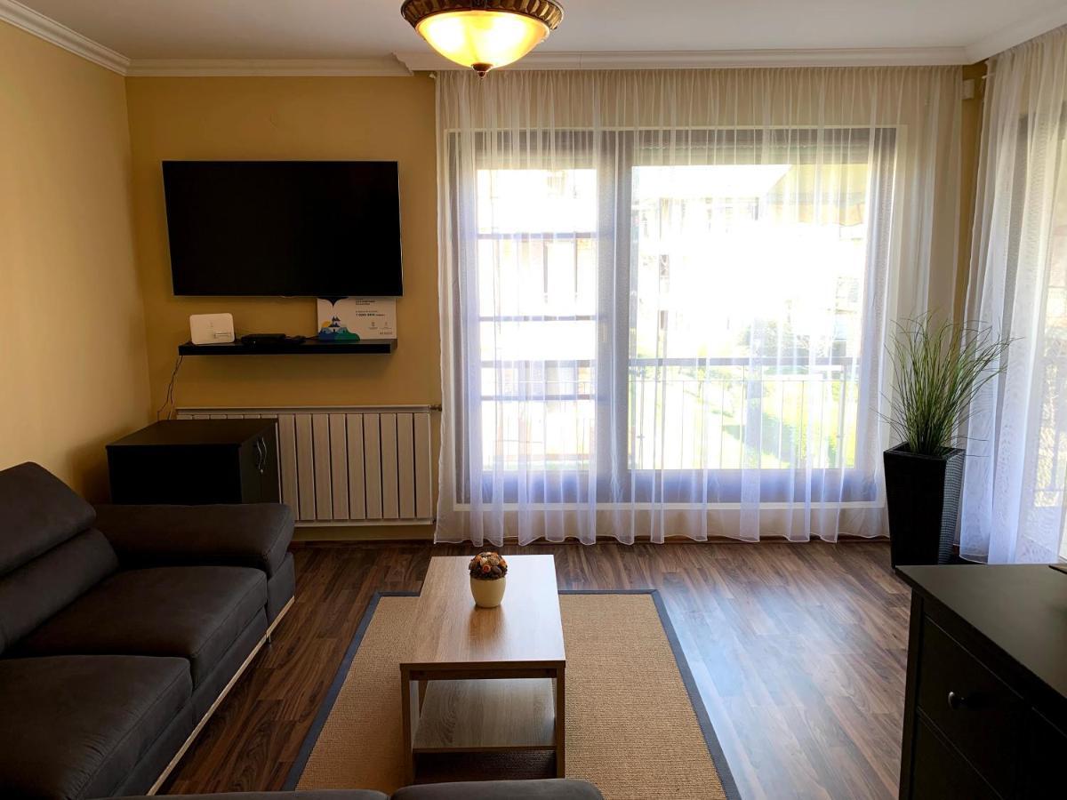 Lakeside Luxury Apartment Zamárdi Extérieur photo
