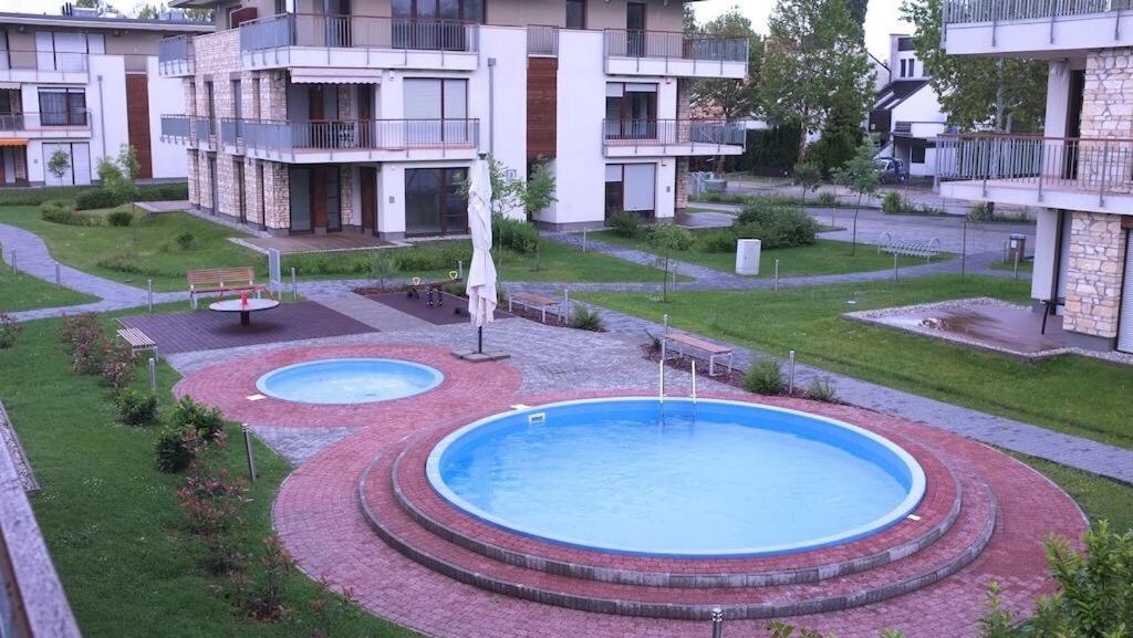 Lakeside Luxury Apartment Zamárdi Extérieur photo